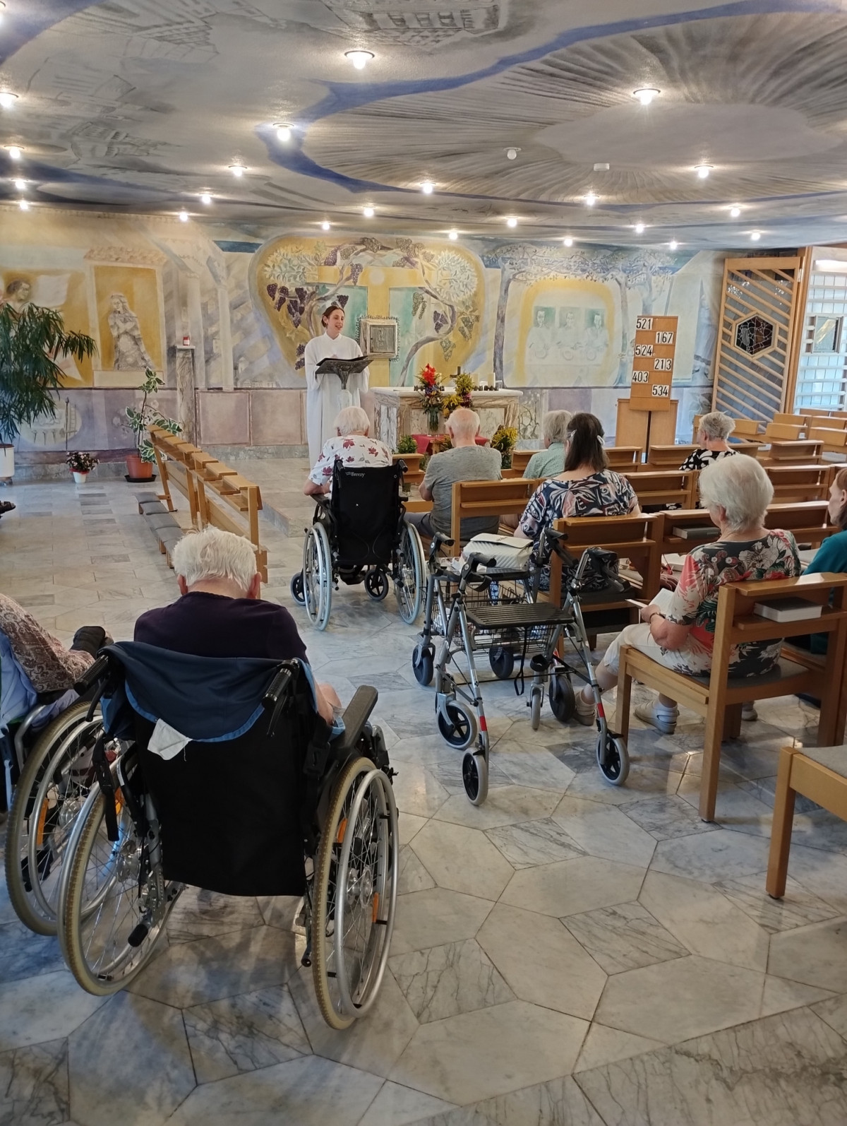 Gottesdienst im Haus St. Vinzenz